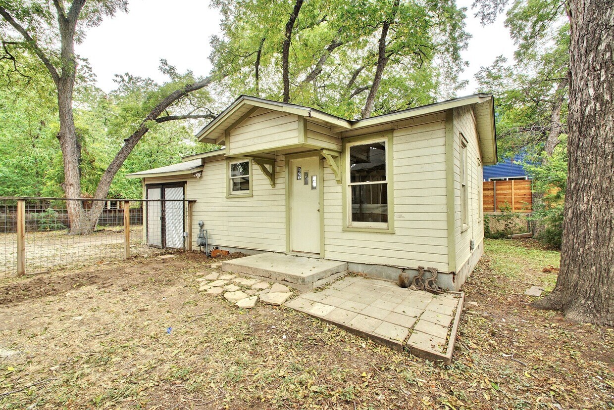 4532 Duval St, Austin, TX 78751 House Rental in Austin, TX