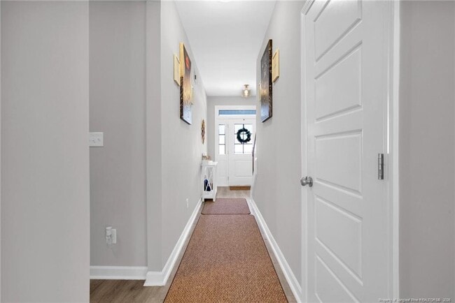 Building Photo - 208 Walker Downs Cir