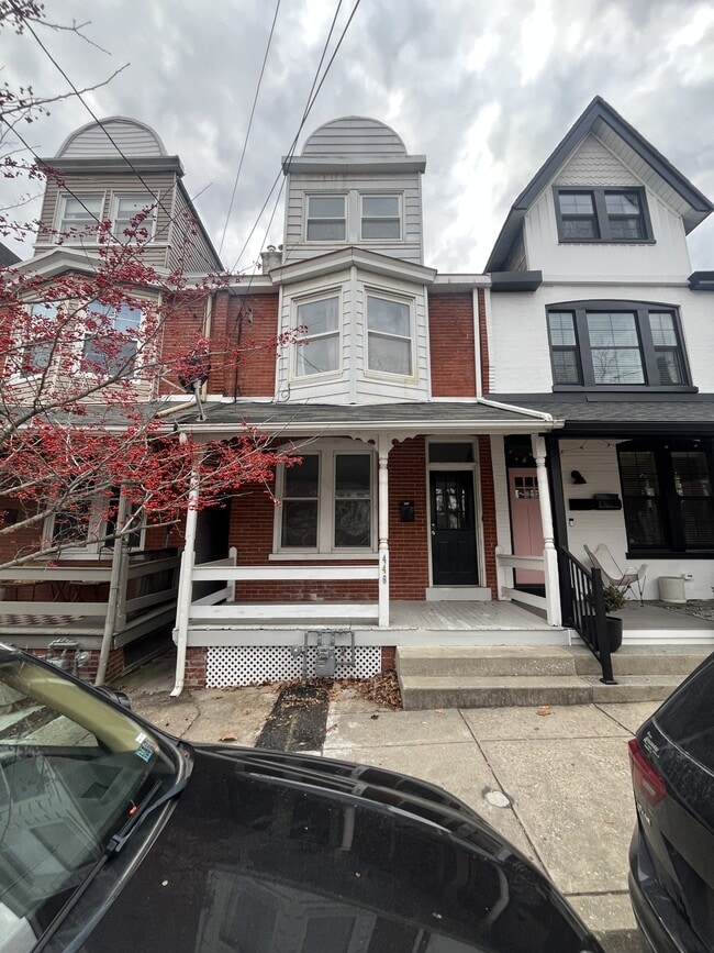 Building Photo - 446 Nevin St