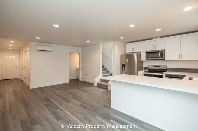 Foto del edificio - 631 SE Wilson Ave