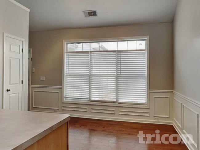 Foto del edificio - 2704 Mariner Way