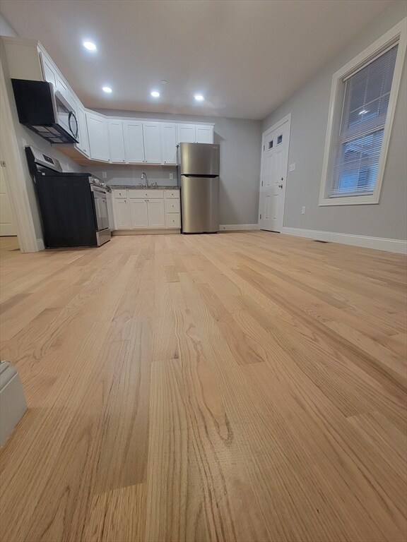 Building Photo - 45 Arlington St