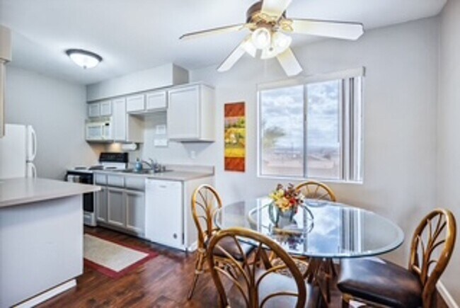 Foto del edificio - Furnished, Short term or long term Condo w...
