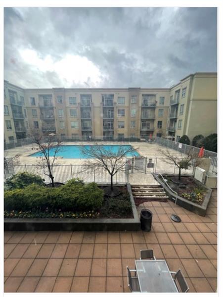 Building Photo - 711 Cosmopolitan Dr NE