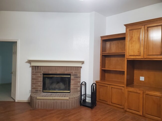 Foto del edificio - 6812 Coldwater Canyon Rd