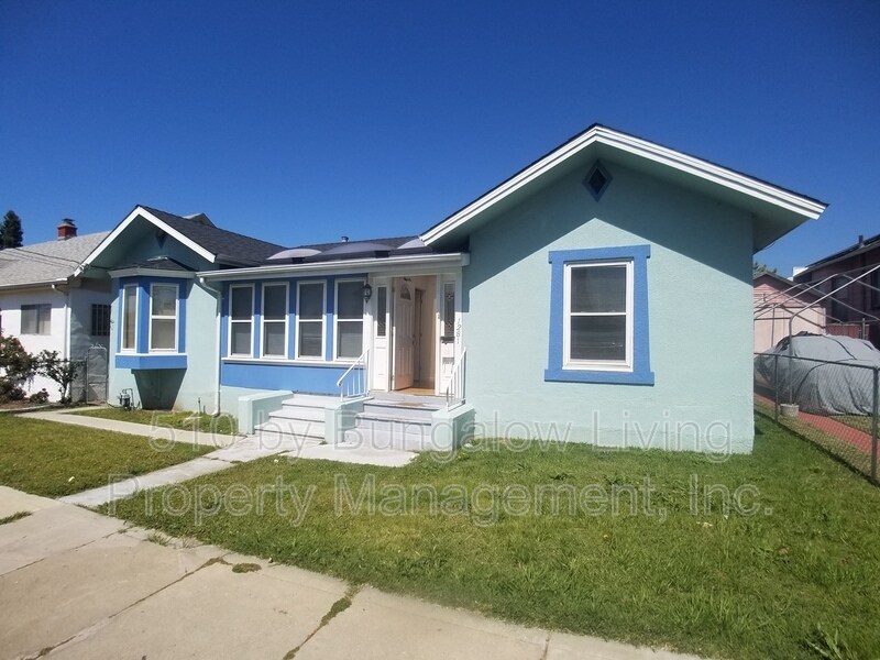 Primary Photo - 1281 107th Ave