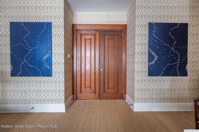 Foto del edificio - 613 Warren St