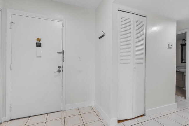 Building Photo - 8205 NW 61st St