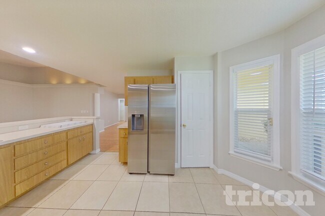 Foto del edificio - 2438 Pine Chase Cir