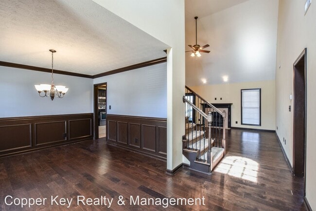 Building Photo - 3 br, 2.5 bath House - 1768 Apache Way
