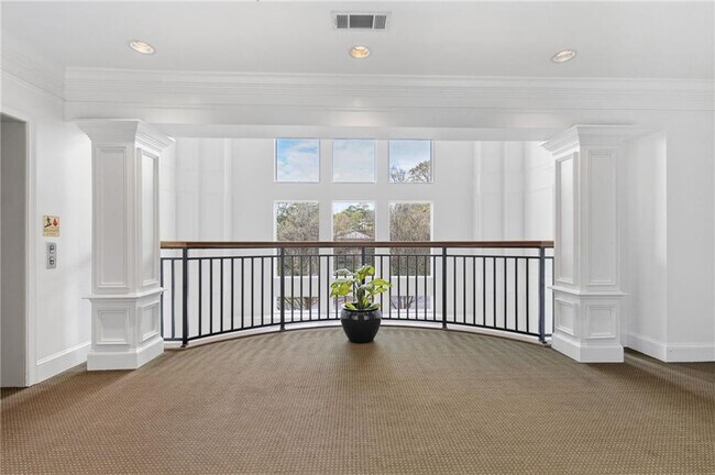 Foto del edificio - 3275 Lenox Rd NE