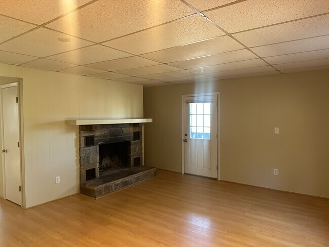 Sala de estar - 166 Skyland View Dr