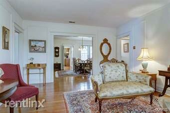Foto del edificio - 8451 Maryland Ave