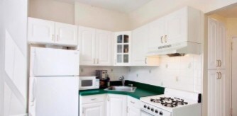 Interior Photo - 159 9th Ave