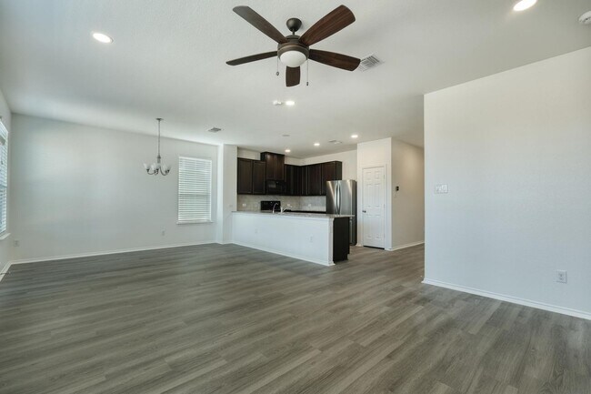 Foto del edificio - 13813 James Garfield St