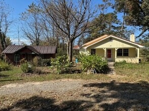 Building Photo - 17 Lewis Higgins Dr