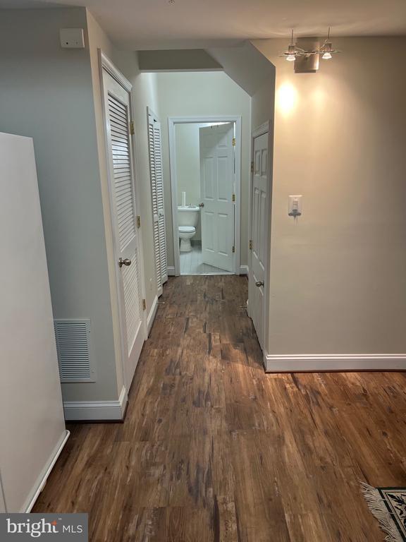 Foto del edificio - 7205 Greenspring Ln