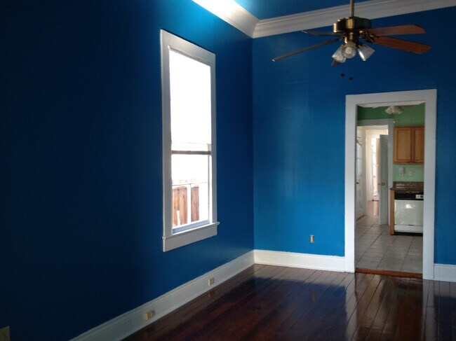 Living room - 1919 Camp St