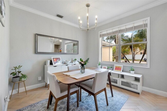 Building Photo - 604 Stanton Dr