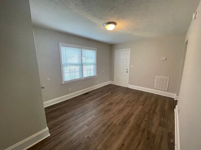 Foto del edificio - 232 Woodrow St