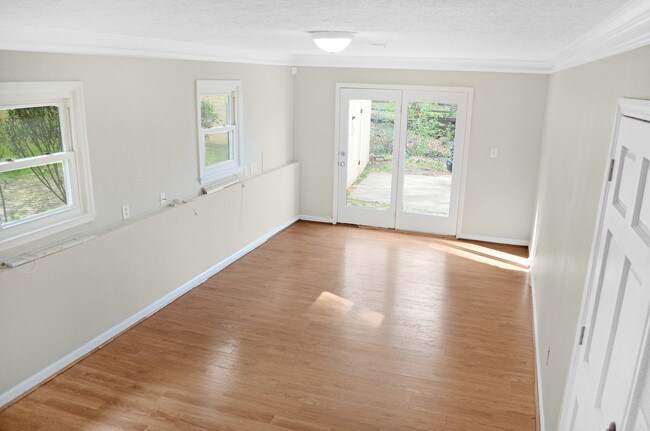 Foto del edificio - 2063 Arbor Forest DR SW