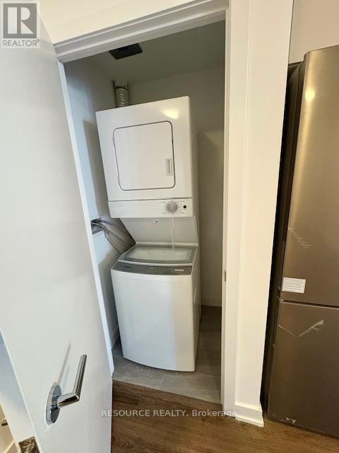 Photo du bâtiment - 4569 Kingston Rd