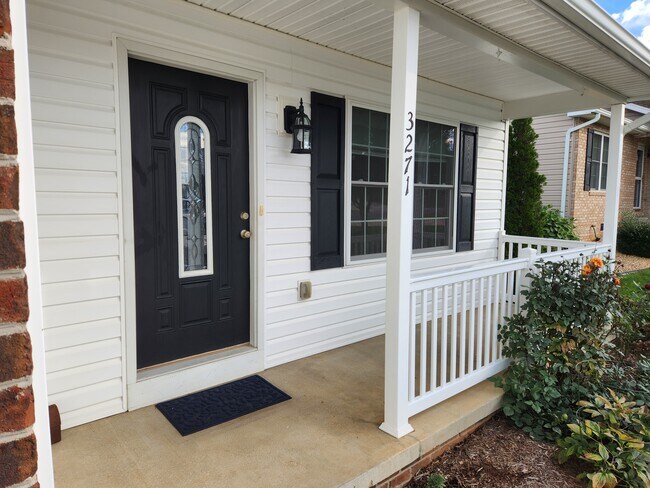 Building Photo - 3271 Legion Way