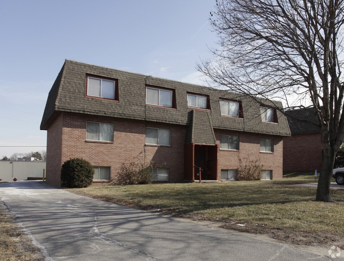 Foto del edificio - 2615 N 93rd St