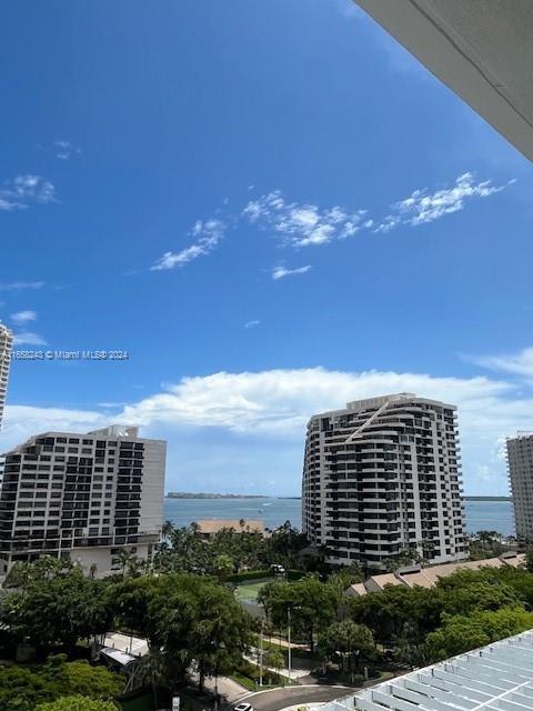 Foto del edificio - 701 Brickell Key Blvd