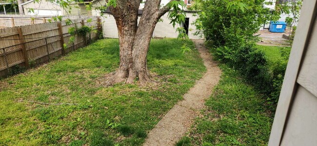 Foto del edificio - 4643 Louisiana Ave