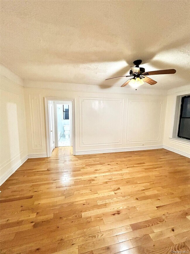 Foto del edificio - 4396 Furman Ave