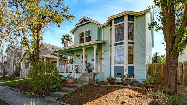 Building Photo - Charming 4-bedroom 3bath home near Suisun ...