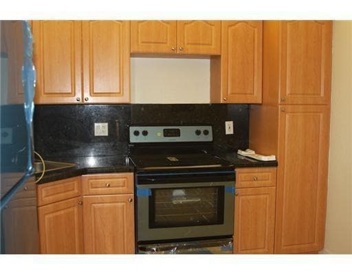 Building Photo - 3840 Coral Tree Cir