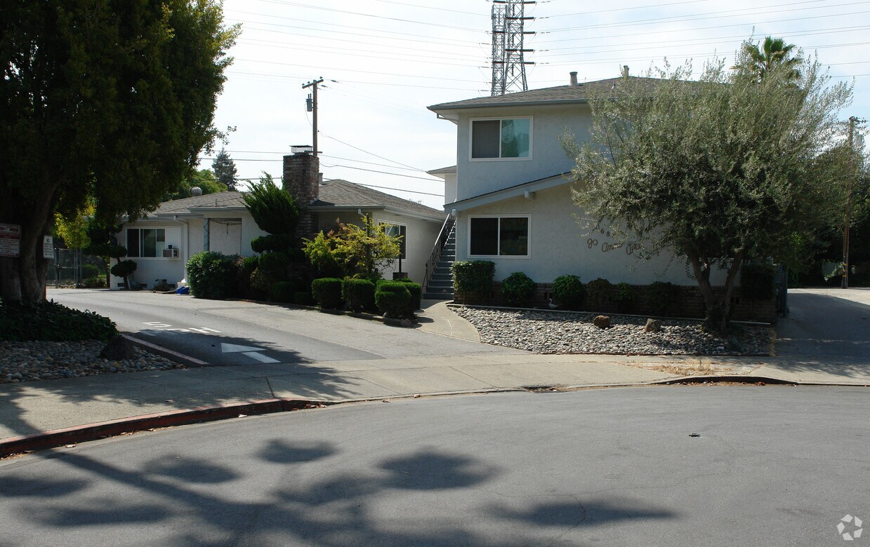 Building Photo - Joann's Apartments