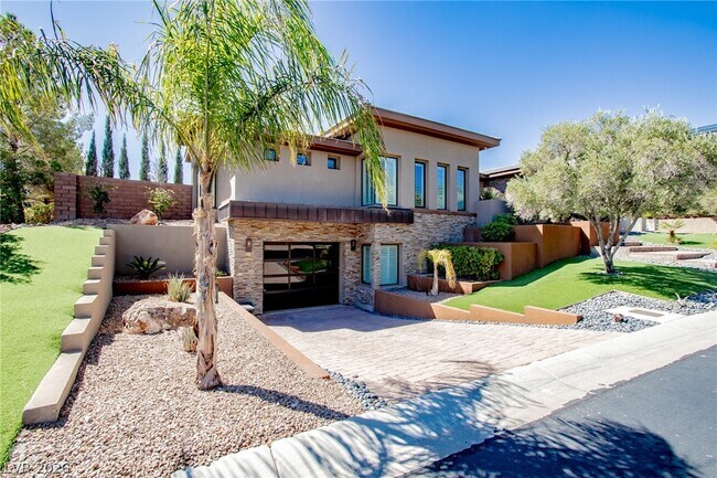 Foto del edificio - 69 Hawk Ridge Dr