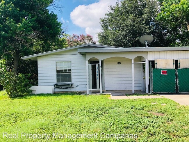 Building Photo - 3 br, 1 bath House - 5846 Castle Lake