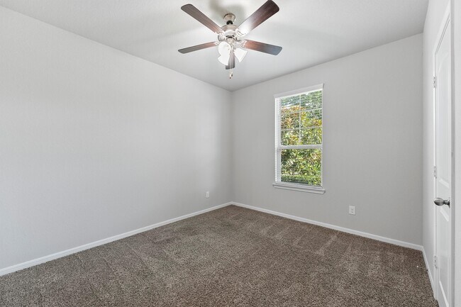 Foto del edificio - 12043 Talmadge Reach Dr