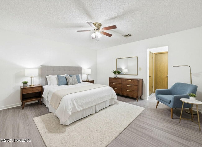 Foto del edificio - 108 Shekel Dr