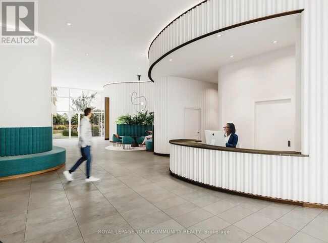 Building Photo - 689-689 The Queensway