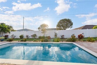 Building Photo - 510 Skyline Blvd