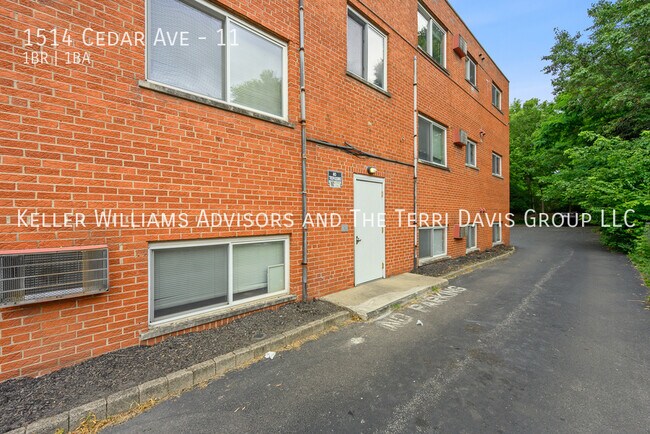 Foto del edificio - 1514 Cedar Ave