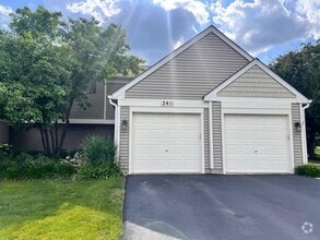 Building Photo - 2411 Sheehan Dr