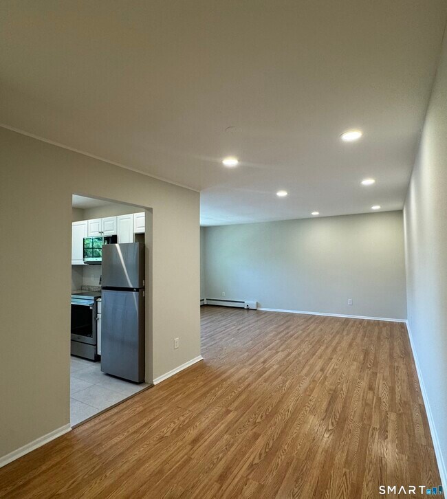 Foto del edificio - 1070 New Haven Ave
