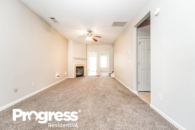 Building Photo - 7796 Newbury Dr