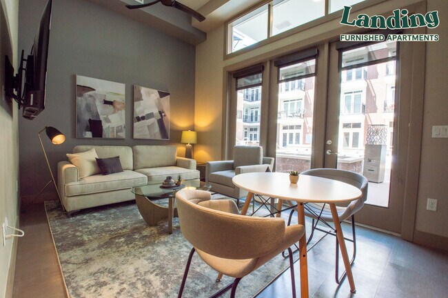 Foto del edificio - 13650 E Colfax Ave