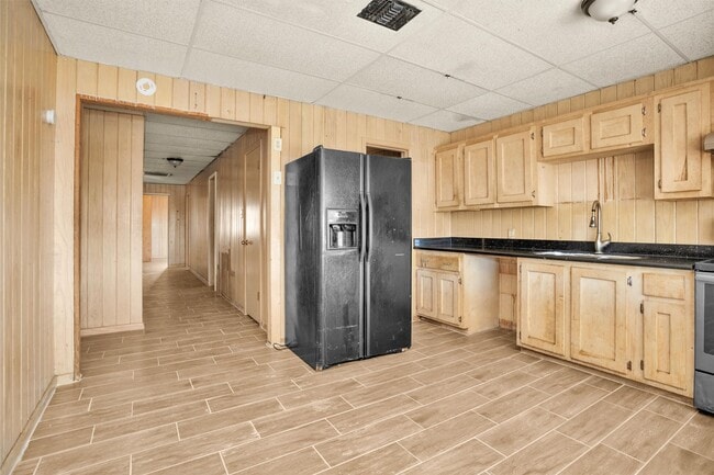 Foto del edificio - 601 S Cochran St