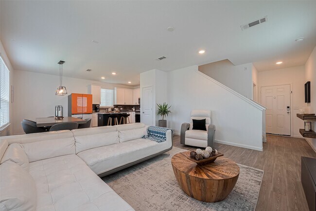 Foto del edificio - 17711 Vernonia Ln