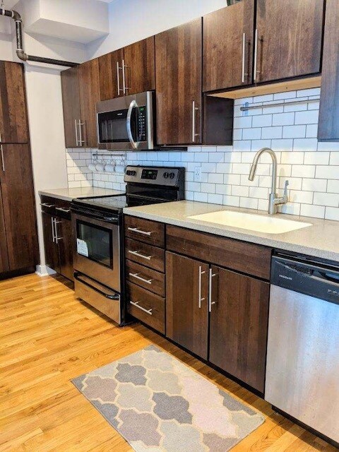 Building Photo - 1406 Republic St