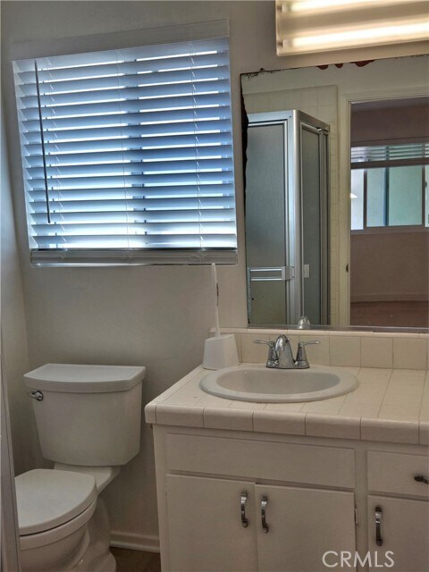 Foto del edificio - 1883 W 182nd St