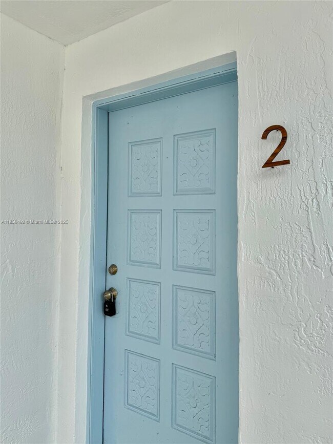 Foto del edificio - 131 NW 77th St